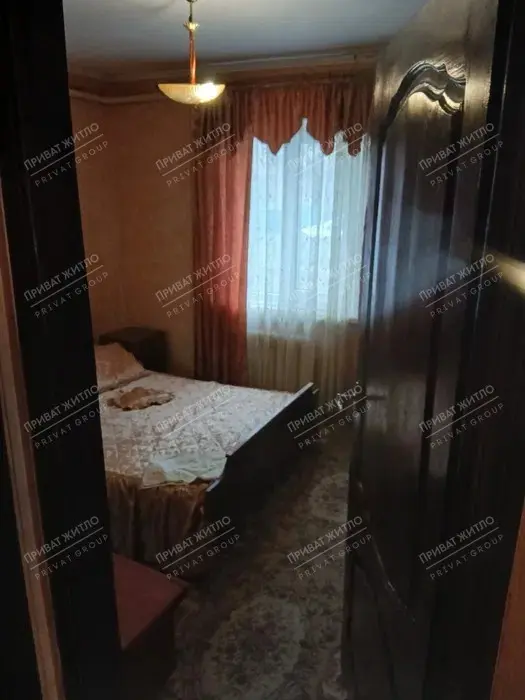 Квартира в будинку 12 км від Полтави. Автономка, гараж, ділянка